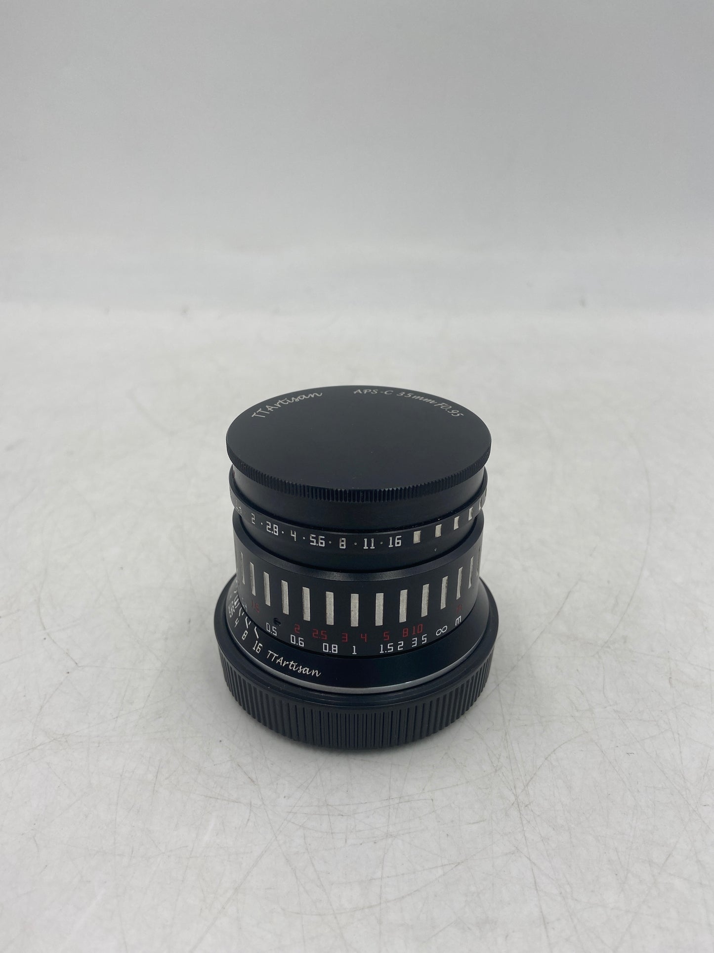 TTArtisan APS-C 35mm f/0.95 RF For Canon RF Mount Manual Lens