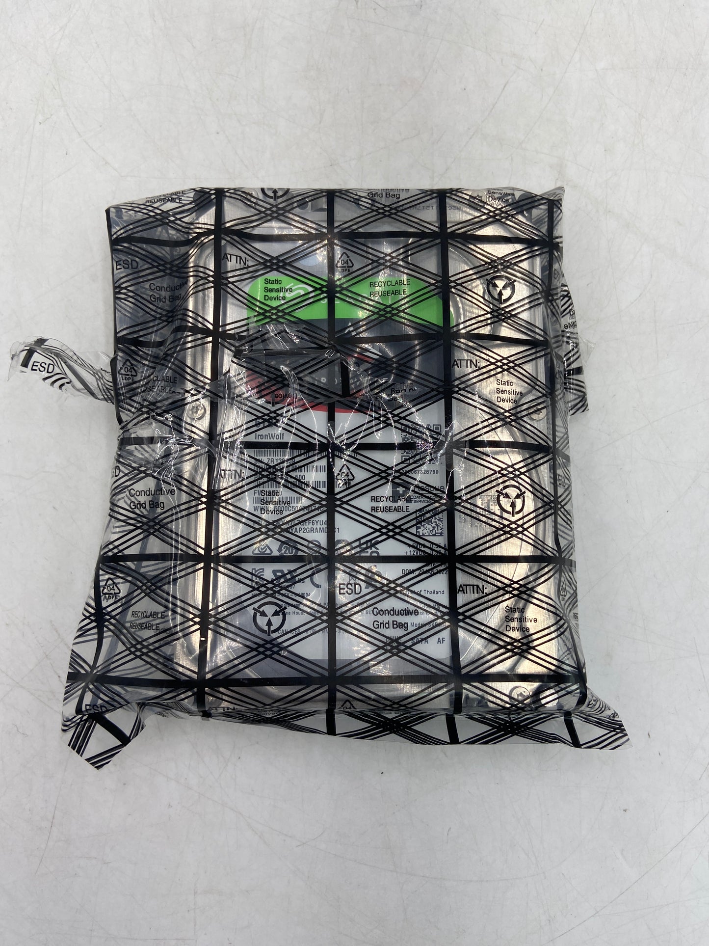 Seagate 3.5" ironwolf 6TB SATA 6 Gb/s (SATA III) HDD SKR004 Internal Hard Drive HDD