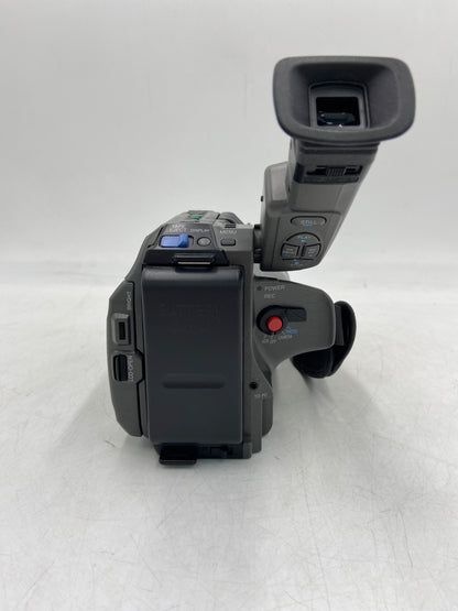 Panasonic Palmsight Hi-Definition Zoom Video Recorder with Shotoshot PV-L780D