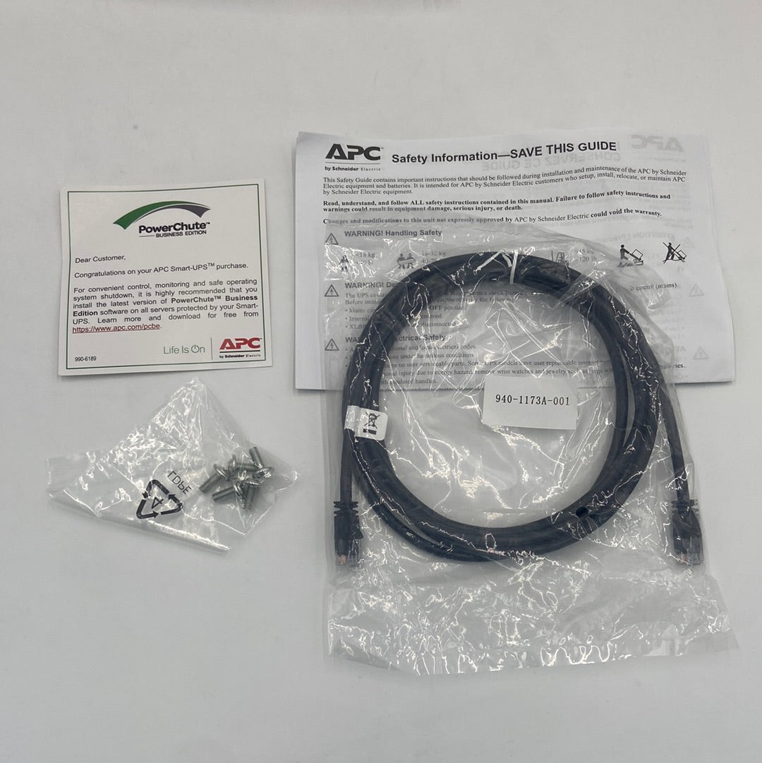 New APC Shneider Cable Cat 5E Snagless 940-1173A-001