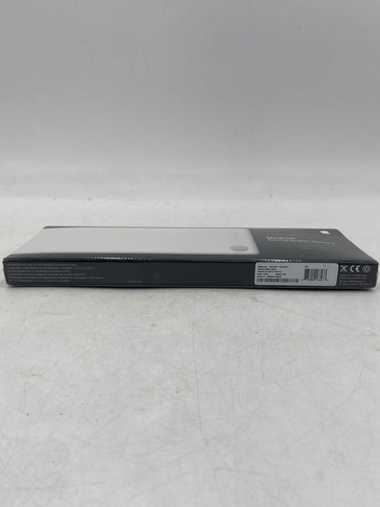 New Apple MacBook Rechargeable Battery A1185 White