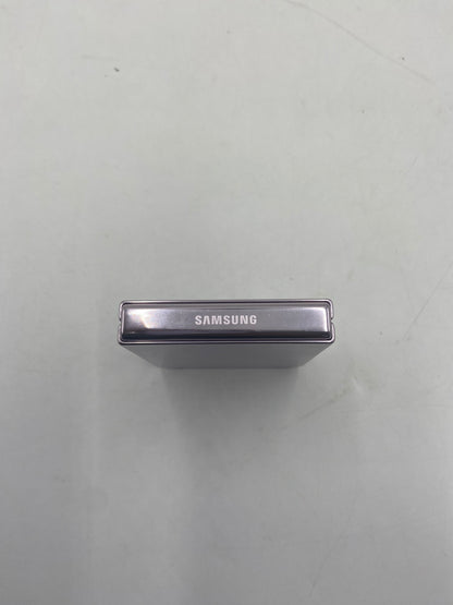 Broken Unlocked Samsung Galaxy Z Flip5 256GB Cracked