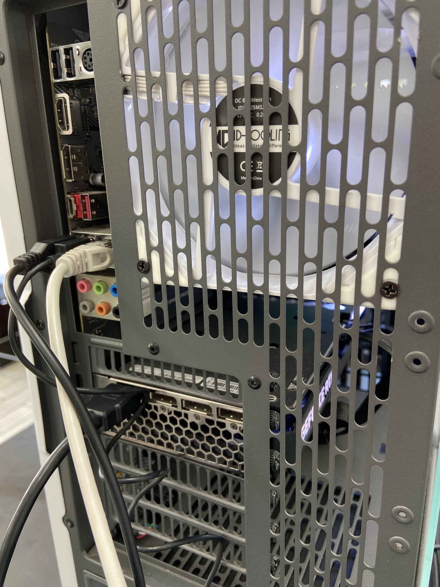 NZXT Custom PC NVIDIA GeForce RTX 3060 (12GB) Core i5-1440f 11th Gen 2.60GHz 32GB RAM