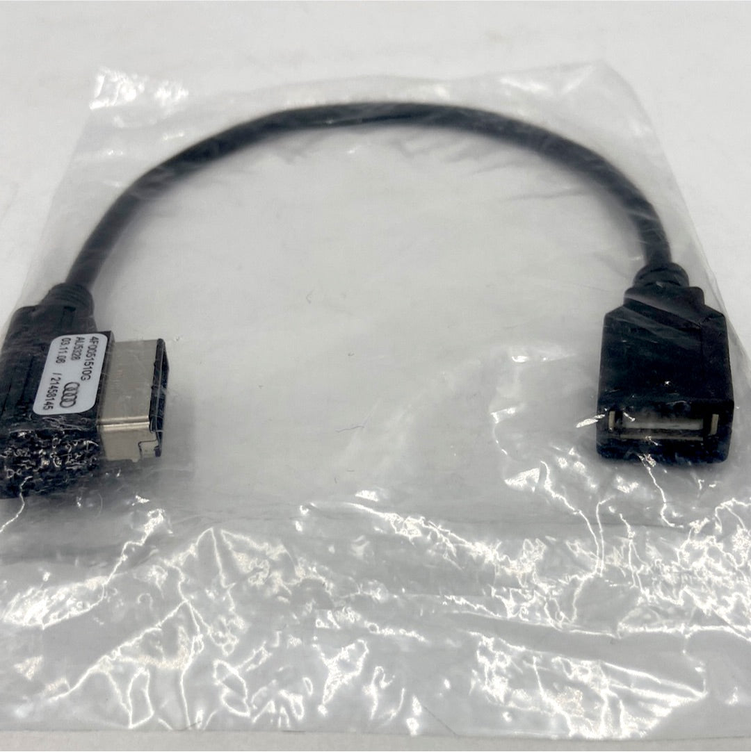 Audi Original Zubehör AMI USB-Buchse A USB-Socket OEM Cable 4F0051510G